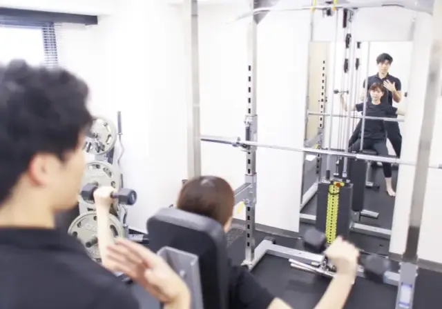 メルメイク名古屋駅前店のレッスン風景（パーソナル）